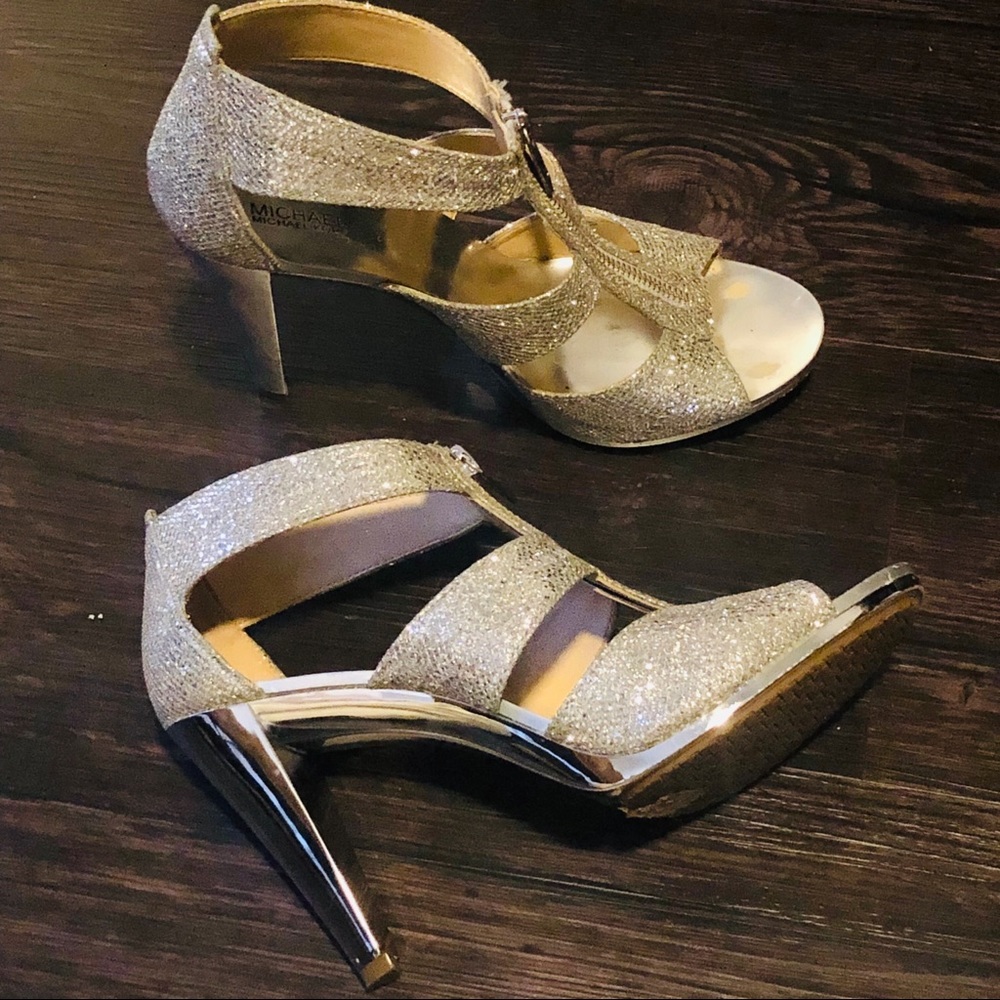 michael kors gold heels ✨